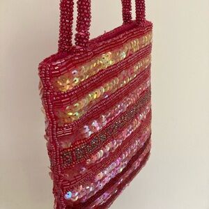 Fully embellished purse beads and sequins magnetic snap closure quality made